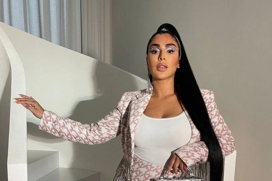 The 37-year-old makeup artist accused Instagram of hiding or “completely” deleting posts about Palestine. (Instagram)