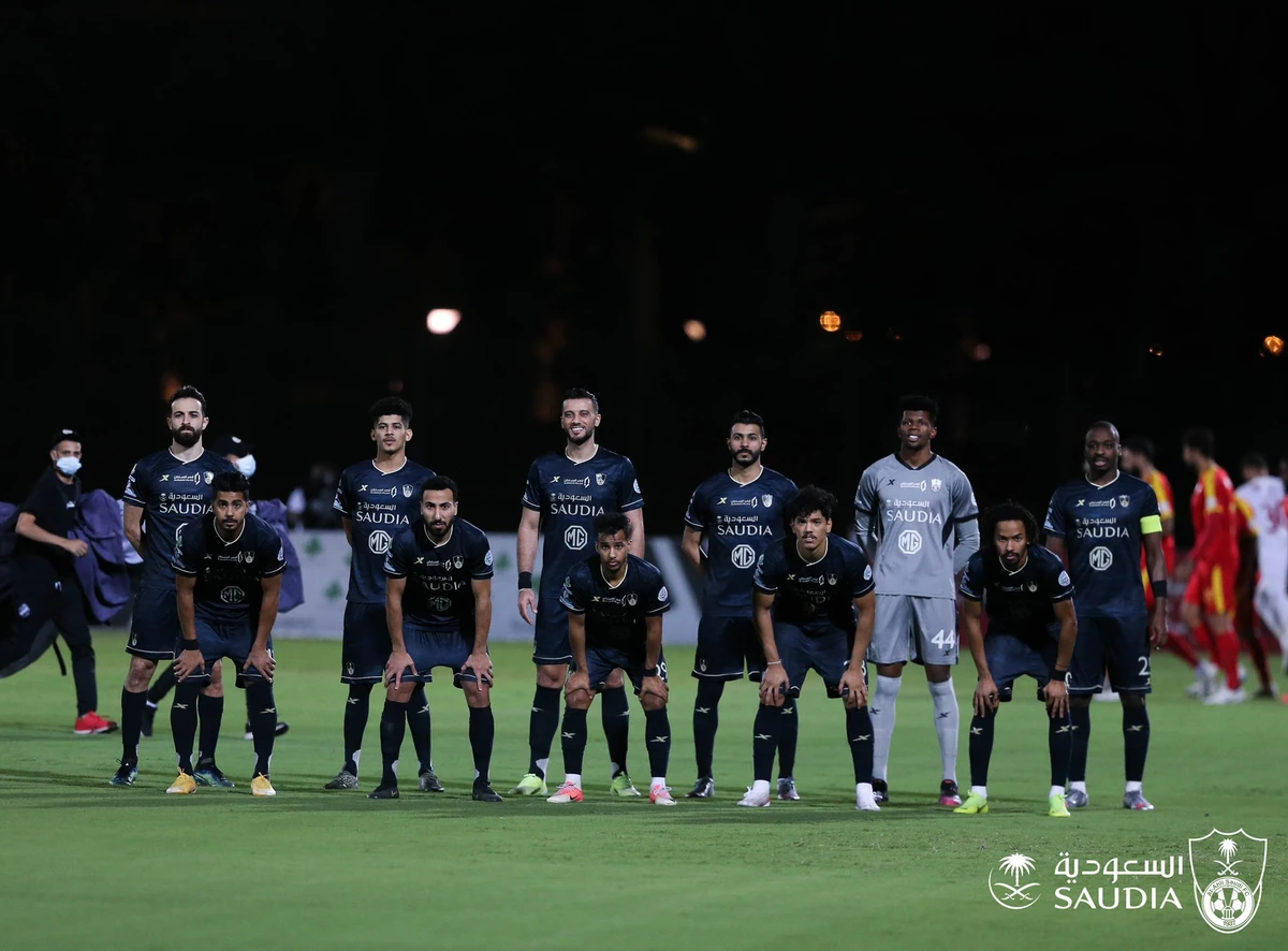 Al-Ahli, above, and Al-Hilal meet tomorrow night at the Prince Faisal bin Fahad stadium in Riyadh with spectators present for the first time in many months. (Twitter: @ALAHLI_FC)