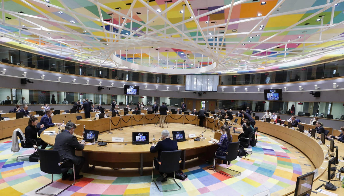 EU mulls ways to help defuse Israel-Palestinian fighting