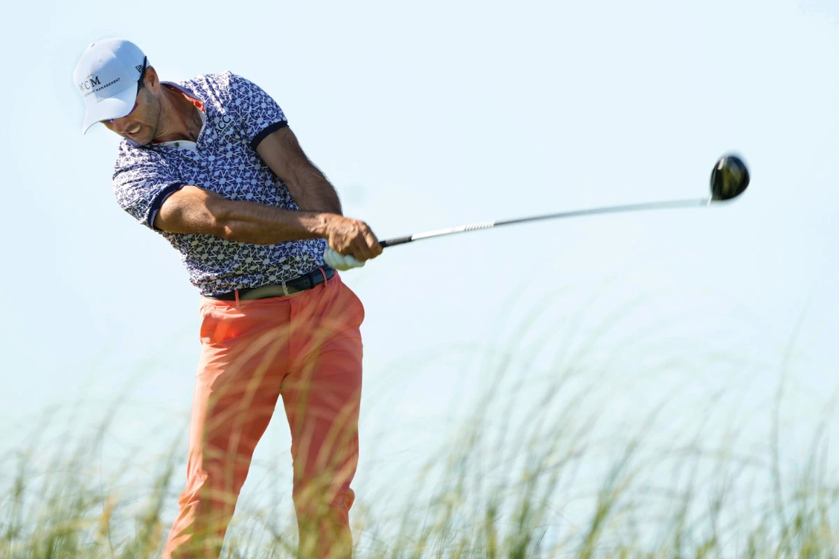 McIlroy fights back as Tringale, Oosthuizen share early PGA lead