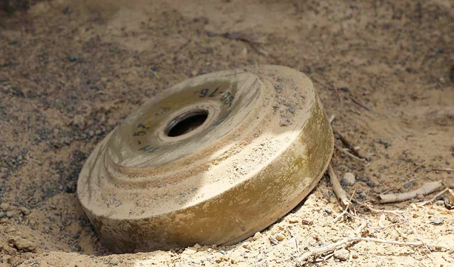 Masam has 32 demining teams that aim to dismantle mines in Yemen to protect civilians. (SPA)