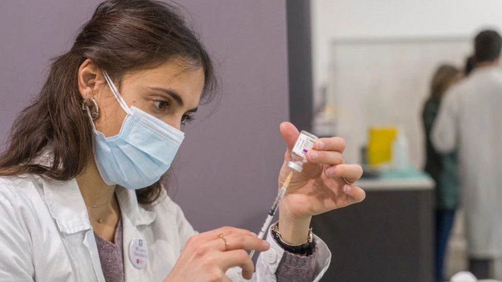 Doctors told to look for signs of stroke in AstraZeneca jab patients