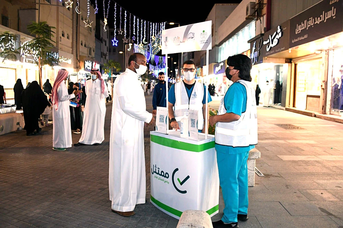 COVID-19 vaccines do not cause infertility, Saudi health ministry assures public