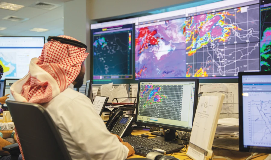 New regulations would make it illegal for any individual or organization outside of the National Center of Meteorology to predict the weather. (Shutterstock)