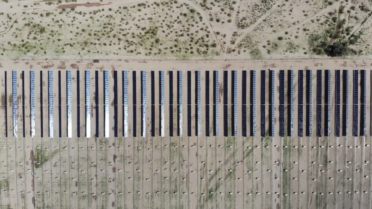 Spanish solar power plant supplier opens factory in KSA