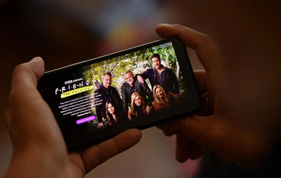 ‘Friends’: The One Where China Censors Lady Gaga And Justin Bieber