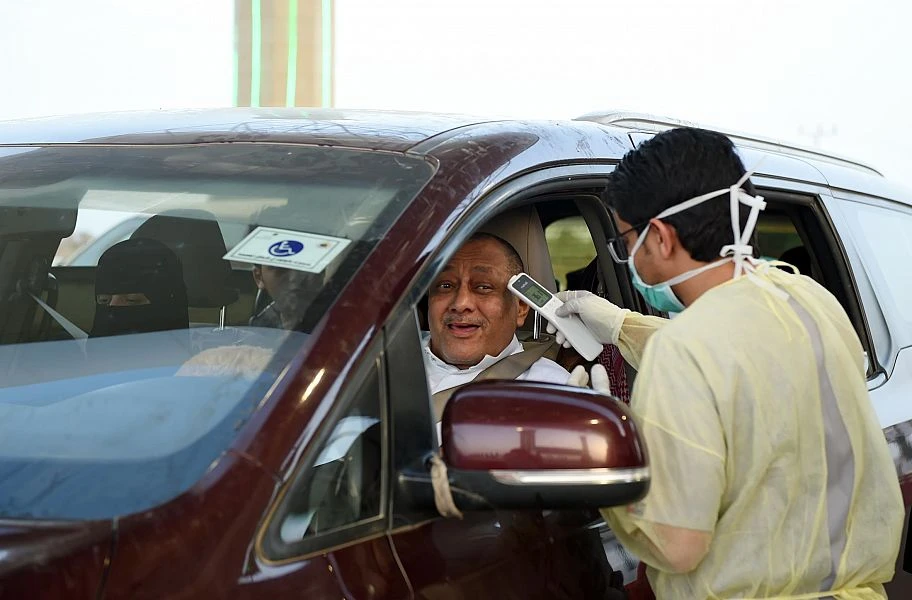 The coronavirus pandemic has affected over 170 million people globally and the death toll has reached around 3.55 million. (File/SPA)