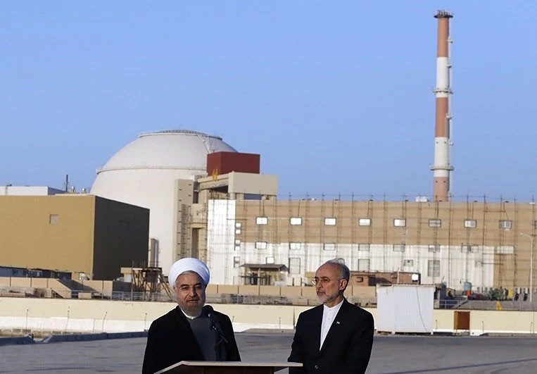 Hassan Rouhani and Head of the Atomic Energy Organization of Iran (AEOI) Ali Akbar Salehi, Bushehr Nuclear Plant, Jan. 13, 2015. (Wikimedia Commons)