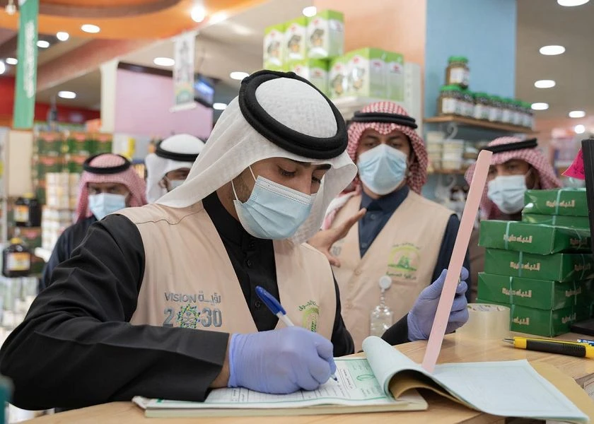 The coronavirus pandemic has affected over 171 million people globally and the death toll has reached around 3.56 million. (File/SPA)