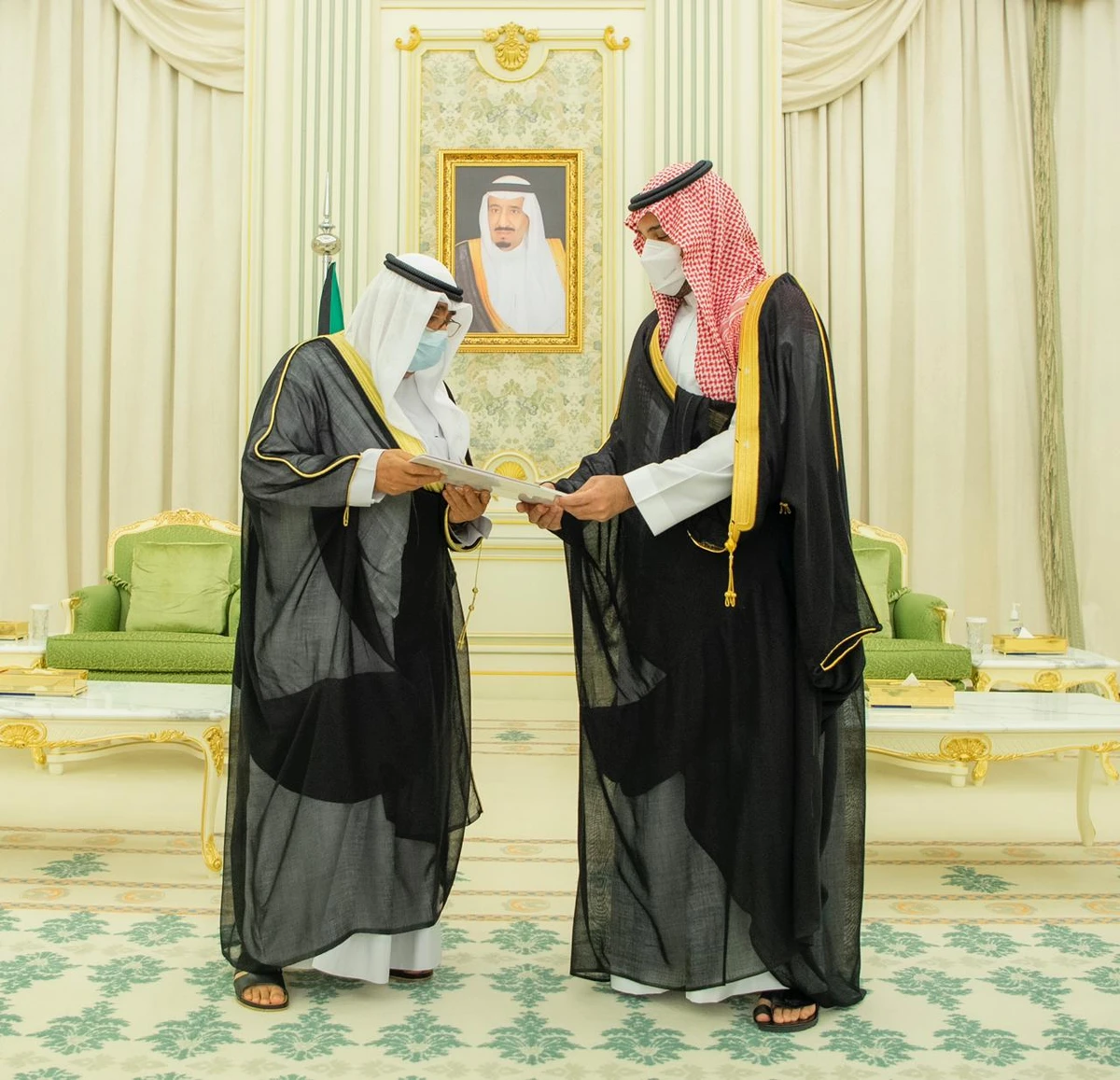 Saudi and Kuwaiti crown princes hold talks in Riyadh