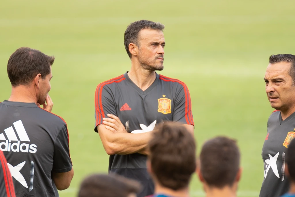 ‘La Roja’ Spanish coach Luis Enrique called up 11 players from under-21 squad to join 6 others who’d been training separately after defender Diego Llorente and captain Sergio Busquets tested positive this week. (Shutterstock)