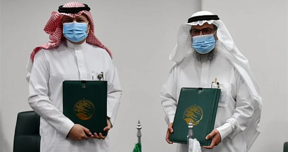 Under the agreement, 30 medical campaigns will be implemented with volunteers and Saudi doctors in Yemen, Bangladesh, Sudan, Nigeria and Pakistan, where about 12,000 operations will be performed. (SPA)