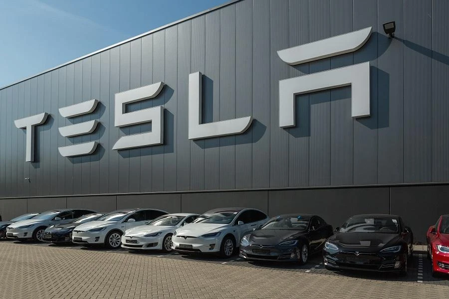 The American manufacturer caused a sensation in February when it announced that customers could pay in cryptocurrency, an option that became possible at the end of March. (Shutterstock)