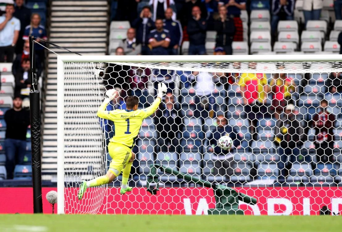 Scotland stunned by Czechs’ Schick on Euro return