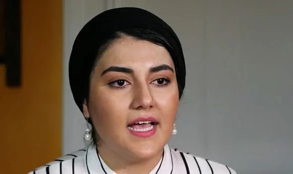 Ex-Iranian prisoner offered scholarship at Oxford University