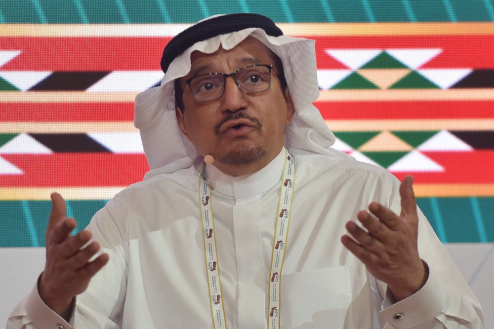 Saudi Minister of Education Hamad Al-AlSheikh addresses a panel labelled “Education Continuity in Times of Crises” at the Media Center of G20 Summit in Riyadh on Nov. 22, 2020. (AFP)