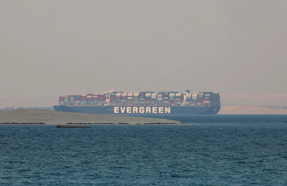 Early agreement reached in dispute over Suez Canal ship