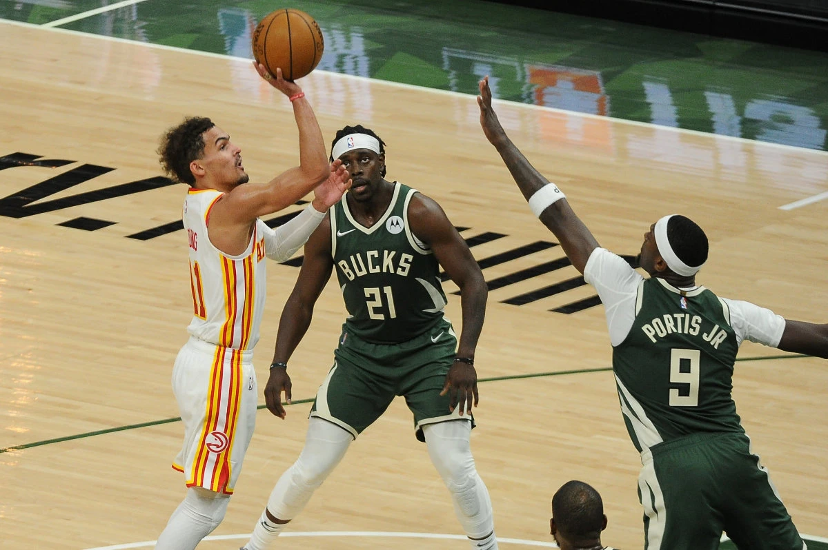 Young scores 48 points, Hawks beat Bucks 116-113 in Game 1
