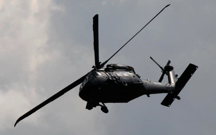 Philippine air force Blackhawk helicopter crashes, killing 6