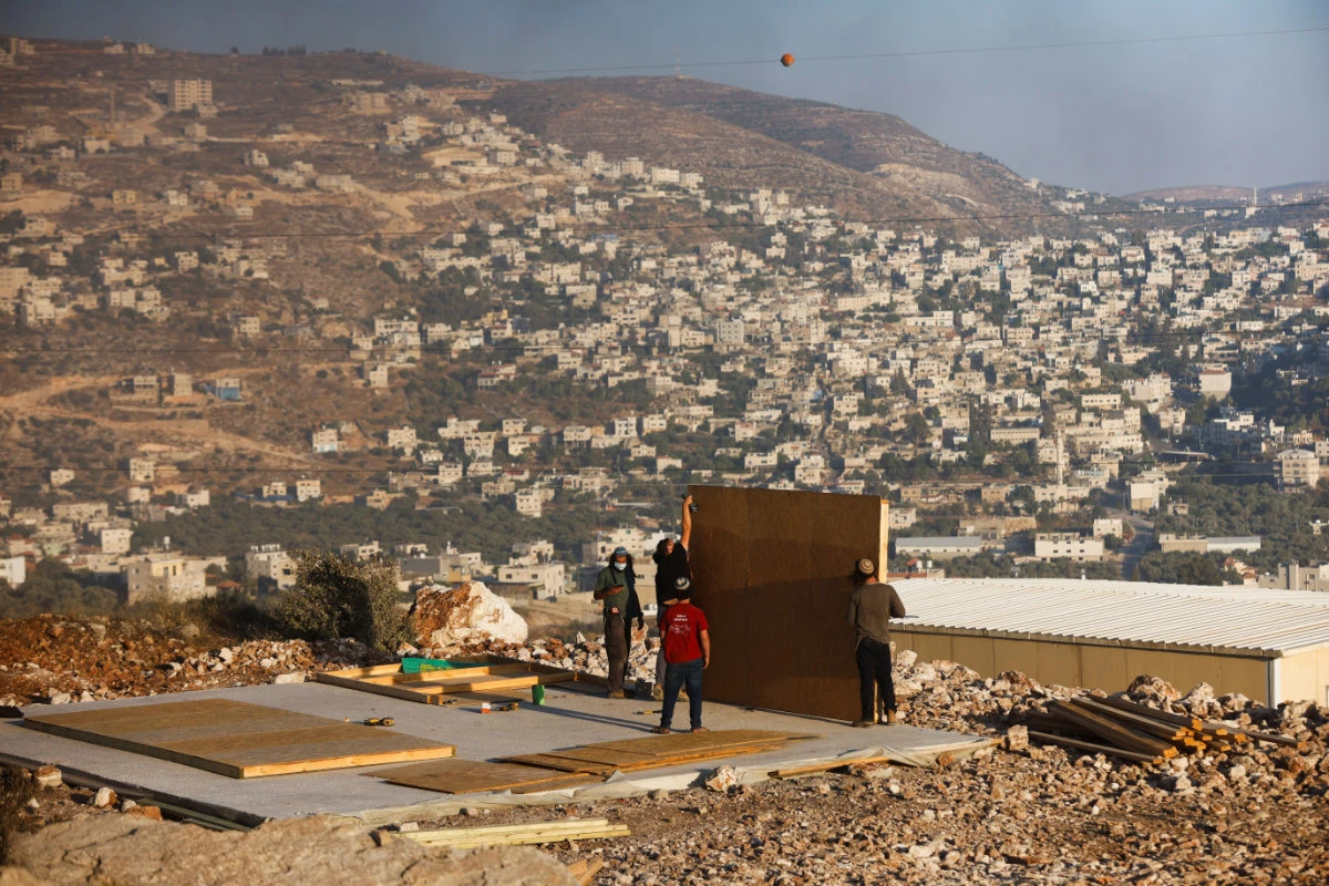 United Nations urges Israel to halt building of settlements immediately