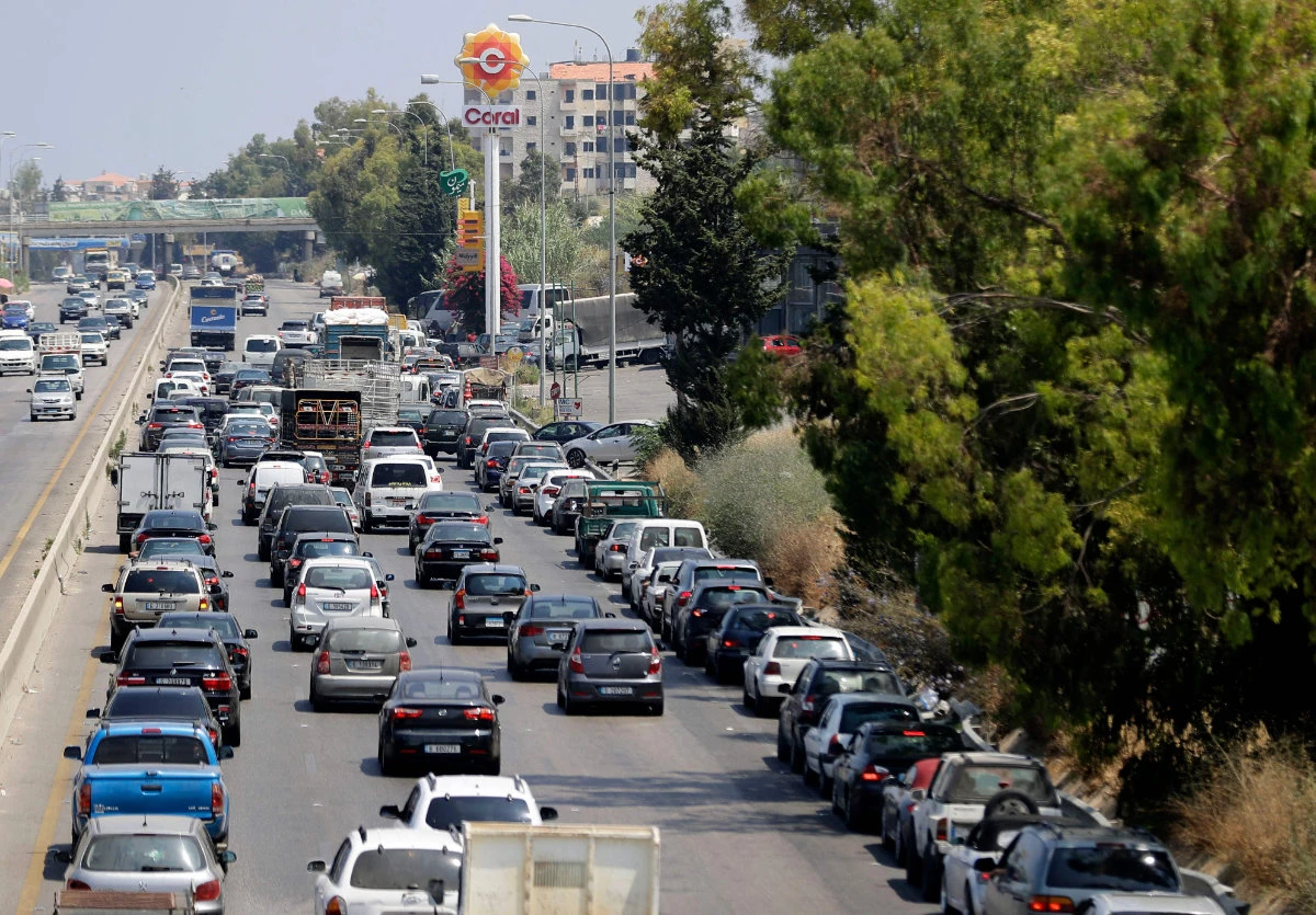 Lebanon government agrees to gradually lift fuel subsidies amid currency spiral
