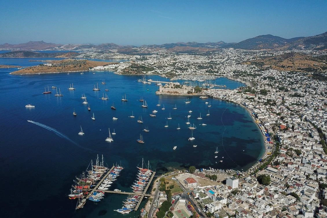 The Russians are finally coming to Bodrum but most of the Turkish resorts doubt their converted rubles can save what looks like another lost summer. (AFP)