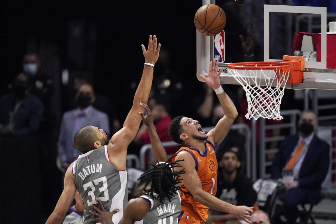 Suns outlast Clippers 84-80, take 3-1 lead in West finals
