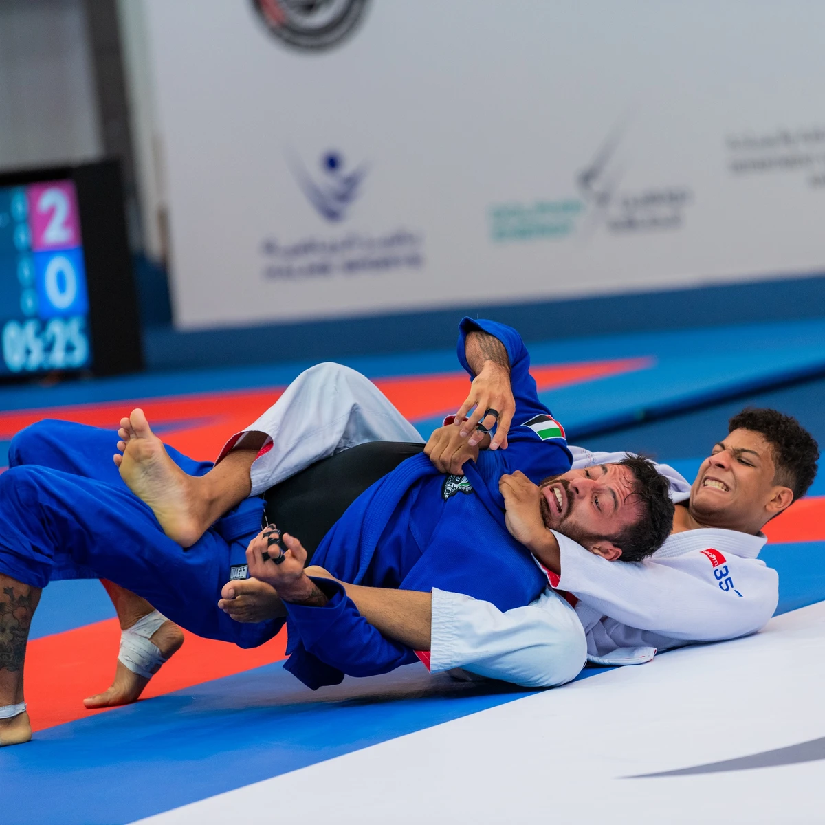 The fourth round of the Vice President’s Jiu-Jitsu League was dominated by Al-Ain, Al-Wahda, Baniyas, Sharjah Self Defence and Al-Jazira. (UAEJJF)