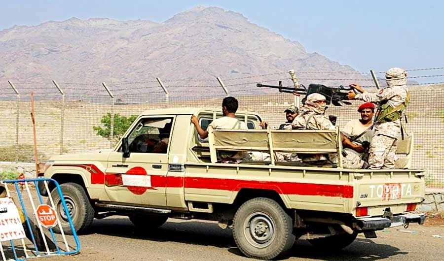 The Yemeni Defense Ministry tweeted that government troops were battling heavy attacks by the Houthis who were trying to push toward the city of Marib. (Reuters/File)