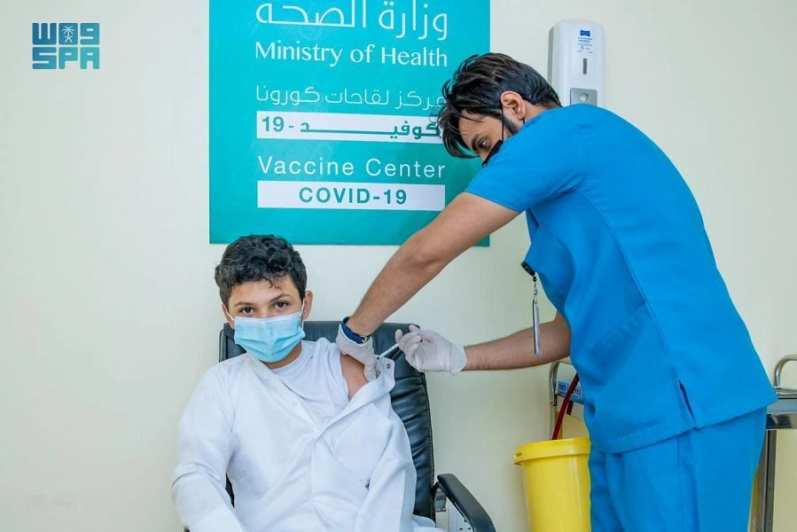 Saudi Arabia confirms 14 COVID-19 deaths, begins vaccinating children aged 12 to 18