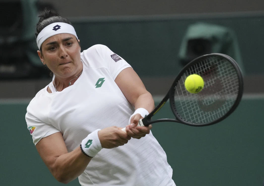 Jabeur beats Venus Williams to reach Wimbledon third round