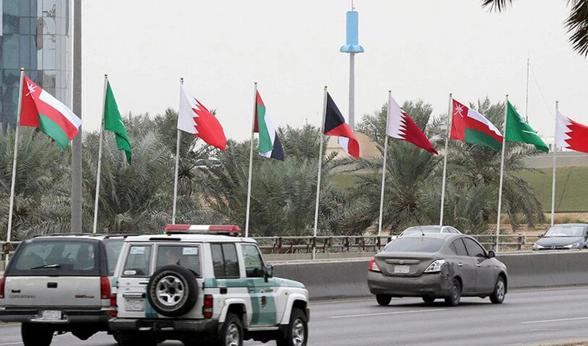 Flags of the Gulf Cooperation Council (GCC) countries fly in the streets in Riyadh. (Reuters/File)