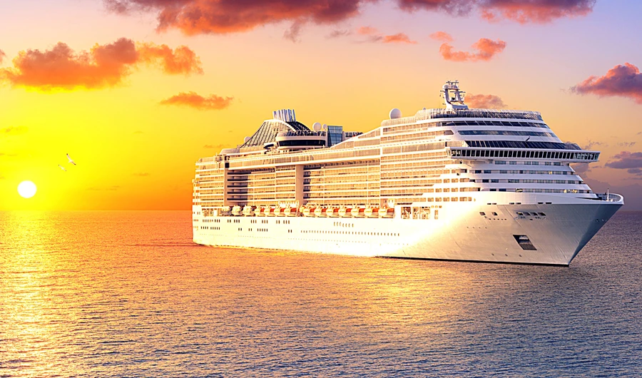 Massive tourist ship coming to Jeddah