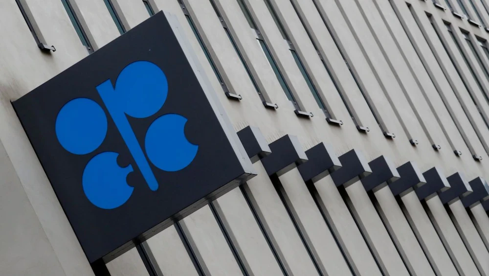 Some oil experts believe that OPEC+ will find a solution to the impasse before talks recommence. (Reuters/File Photo)