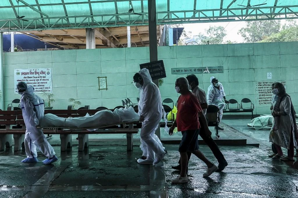 India has officially reported 403,281 deaths out of 29.75 million people who have contracted coronavirus. (AFP)