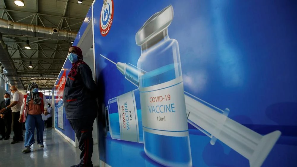 Egypt produces 1 million vaccines, eyes self-sufficiency