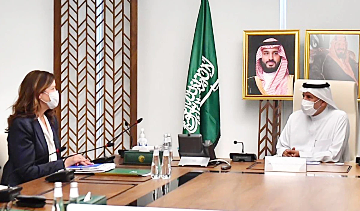 KSrelief chief meets US envoy to Lebanon