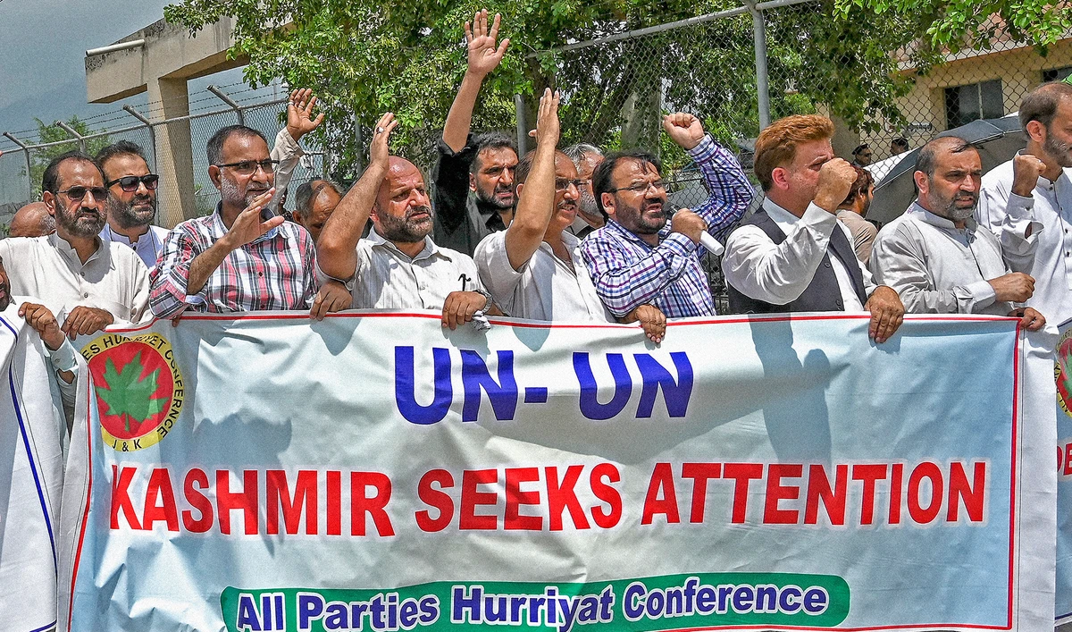 Huriyyat calls for India-Pakistan dialogue to resolve Kashmir conflict