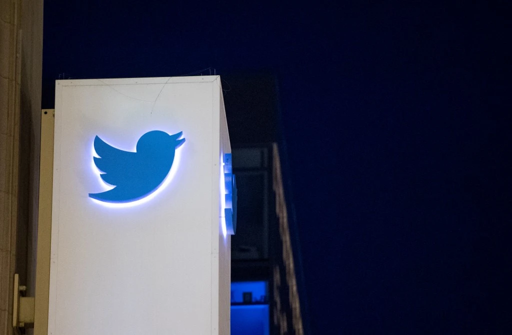 Some Twitter staff return to offices in New York, San Francisco