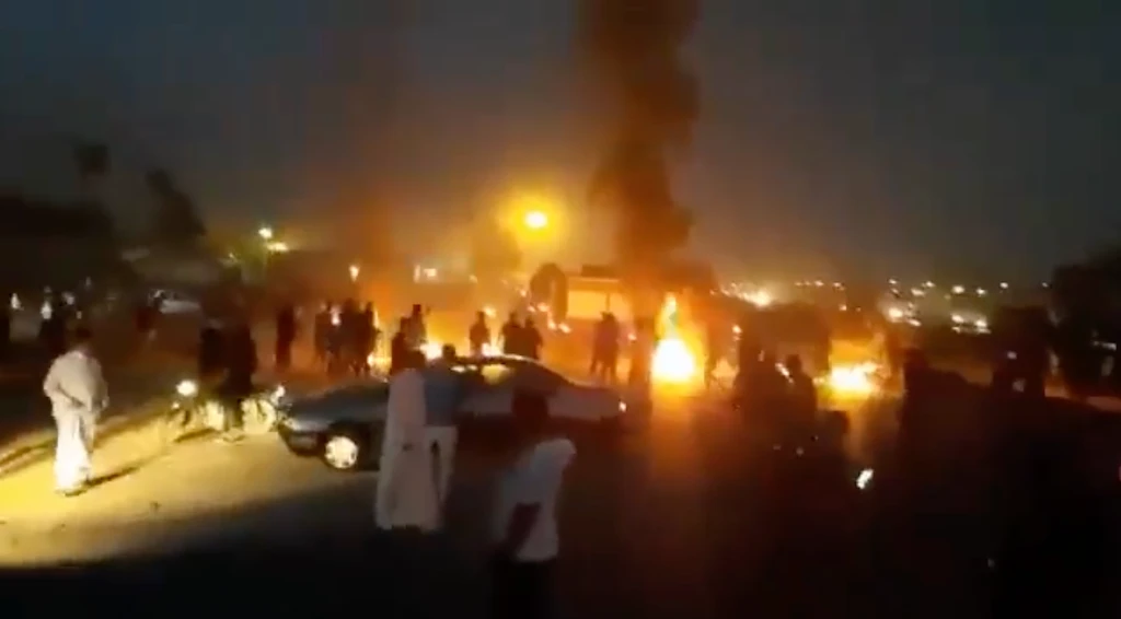 Street protests broke out overnight over severe water shortages in Iran’s oil-rich southwest. (Twitter screenshot)