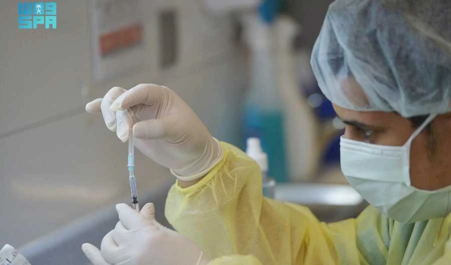 Vaccines were administered through more than 587 vaccination sites in Saudi Arabia’s regions. (SPA)