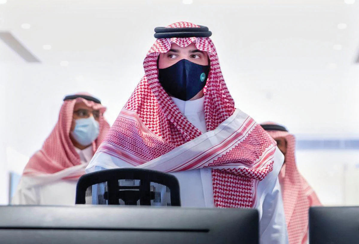 Saudi Interior Minister Prince Abdul Aziz bin Saud bin Naif at Mina’s command and control center on Monday. (SPA)