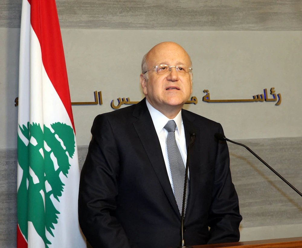 Top Lebanese Sunni leaders say ex-pm Najib Mikati their choice to form new government. (File/Dalati and Nohra/AFP)