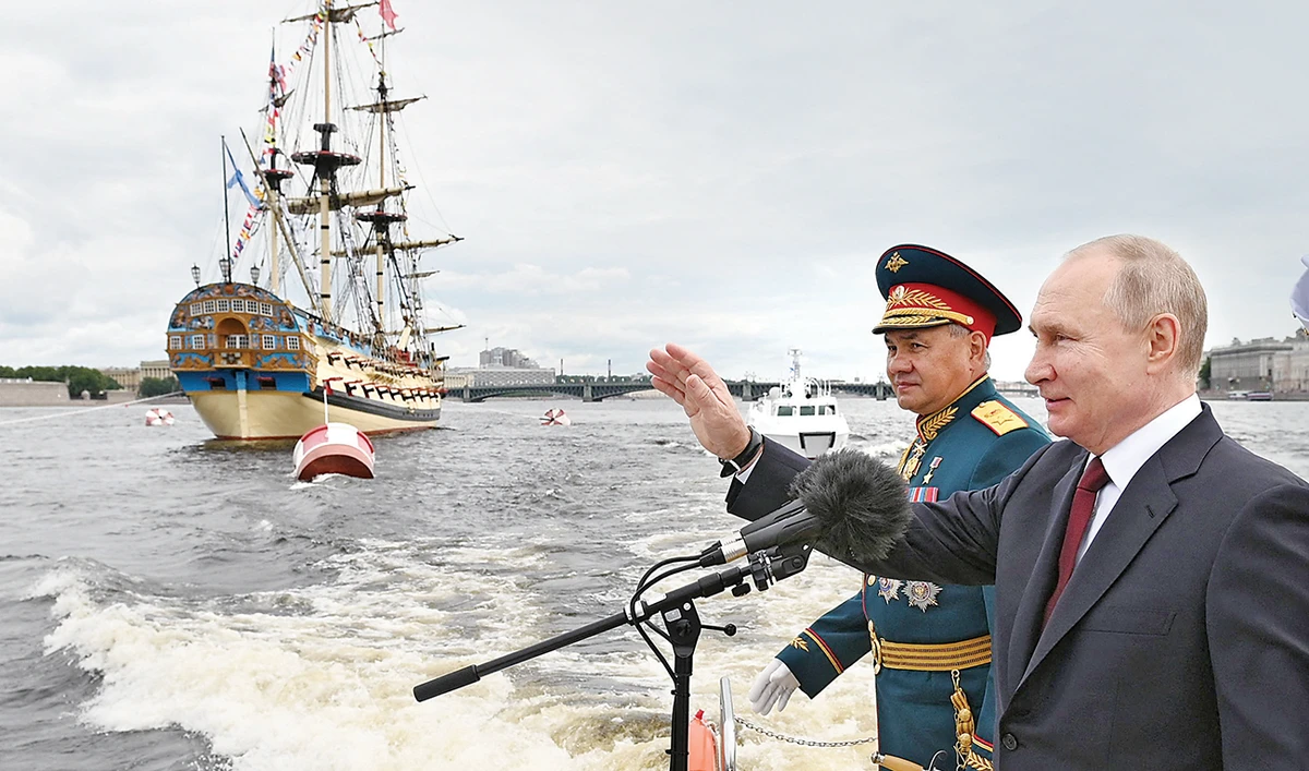 Putin warns of ‘lethal’ strikes at Russian warship parade