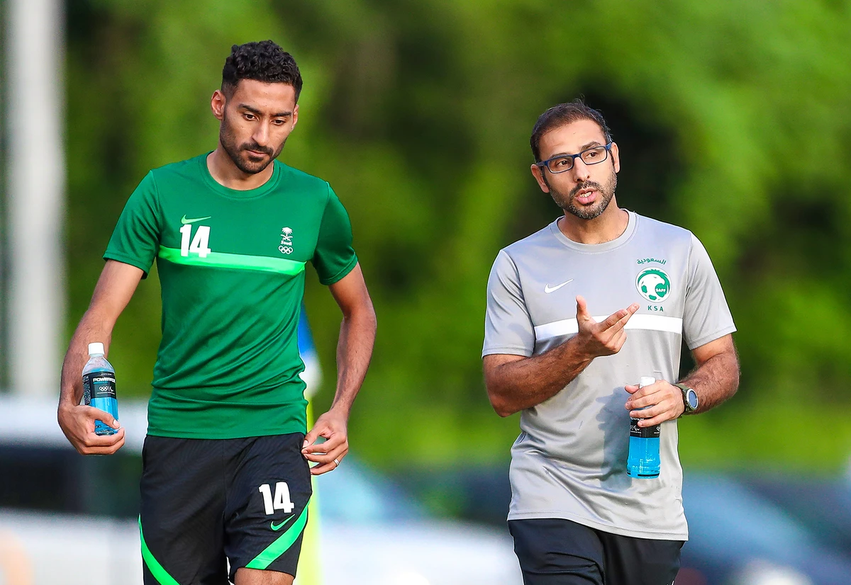 Coach Saad Al-Shehri prepares his team for the final Tokyo 2020 match against reigning Olympic champions Brazil. (Twitter: @saudiolympic)