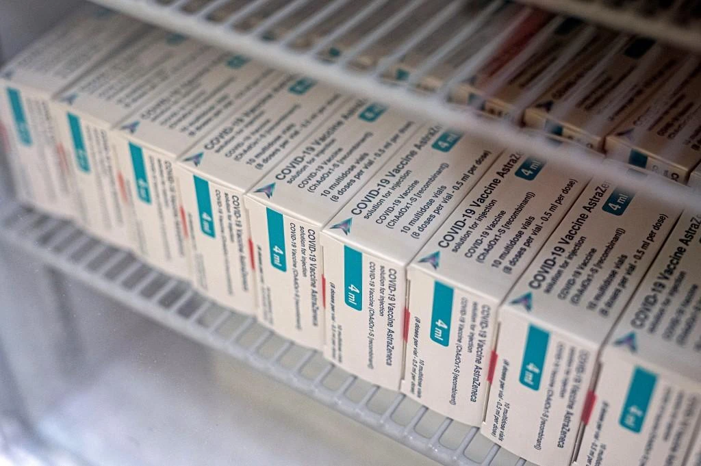 Big Tech starts requiring vaccines; Twitter closes re-opened US offices
