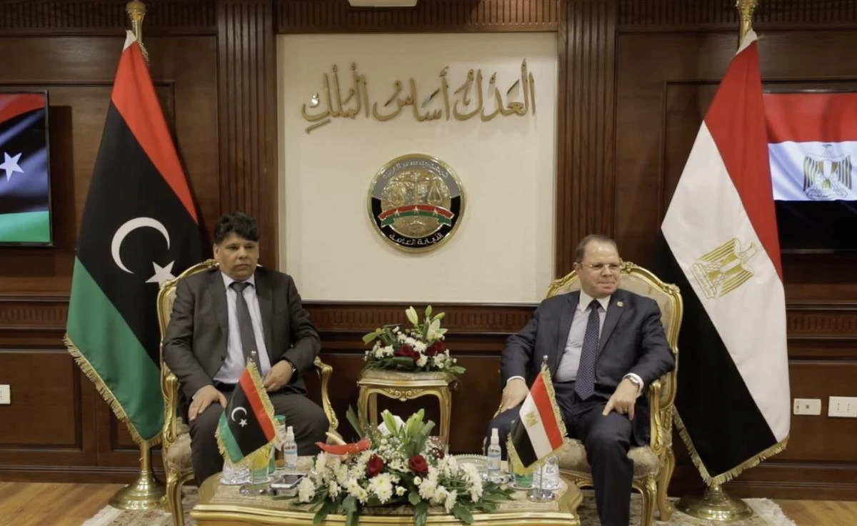 Egypt, Libya pledge closer ties in terror, trafficking probes