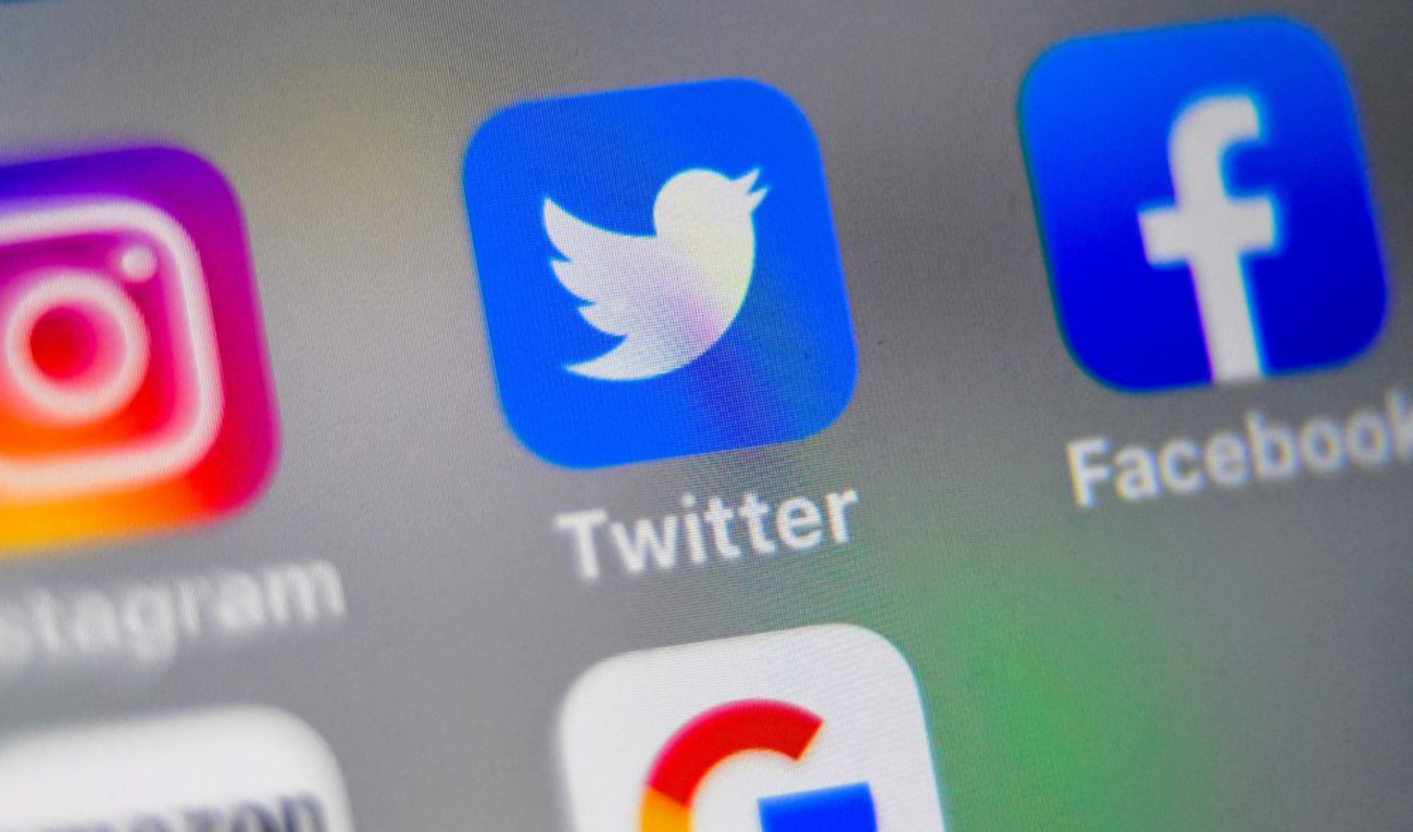 Leveraging social media for business