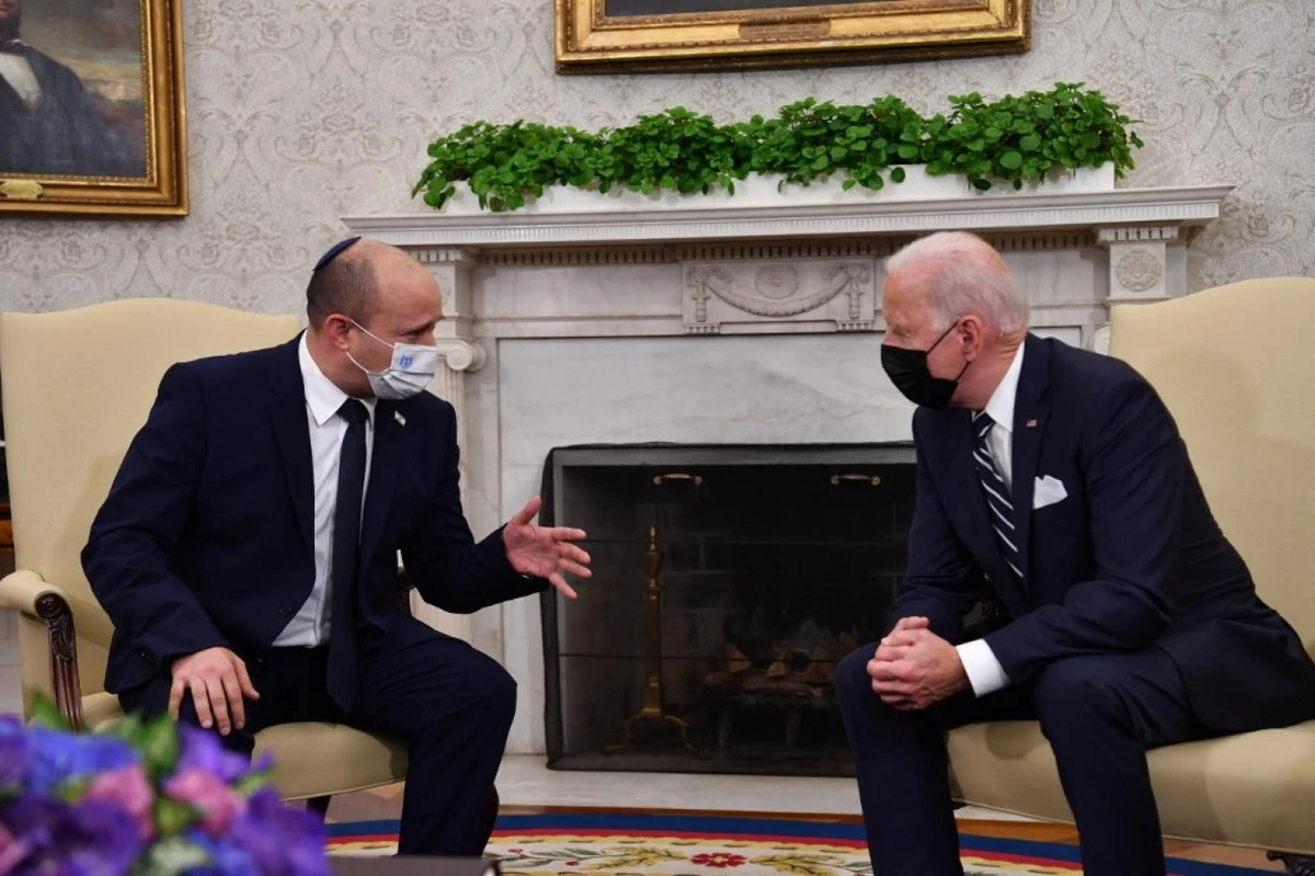 US President Joe Biden meets with Israeli Prime Minister Naftali Bennett in the Oval Office of the White House in Washington, Aug. 27, 2021. (AFP)