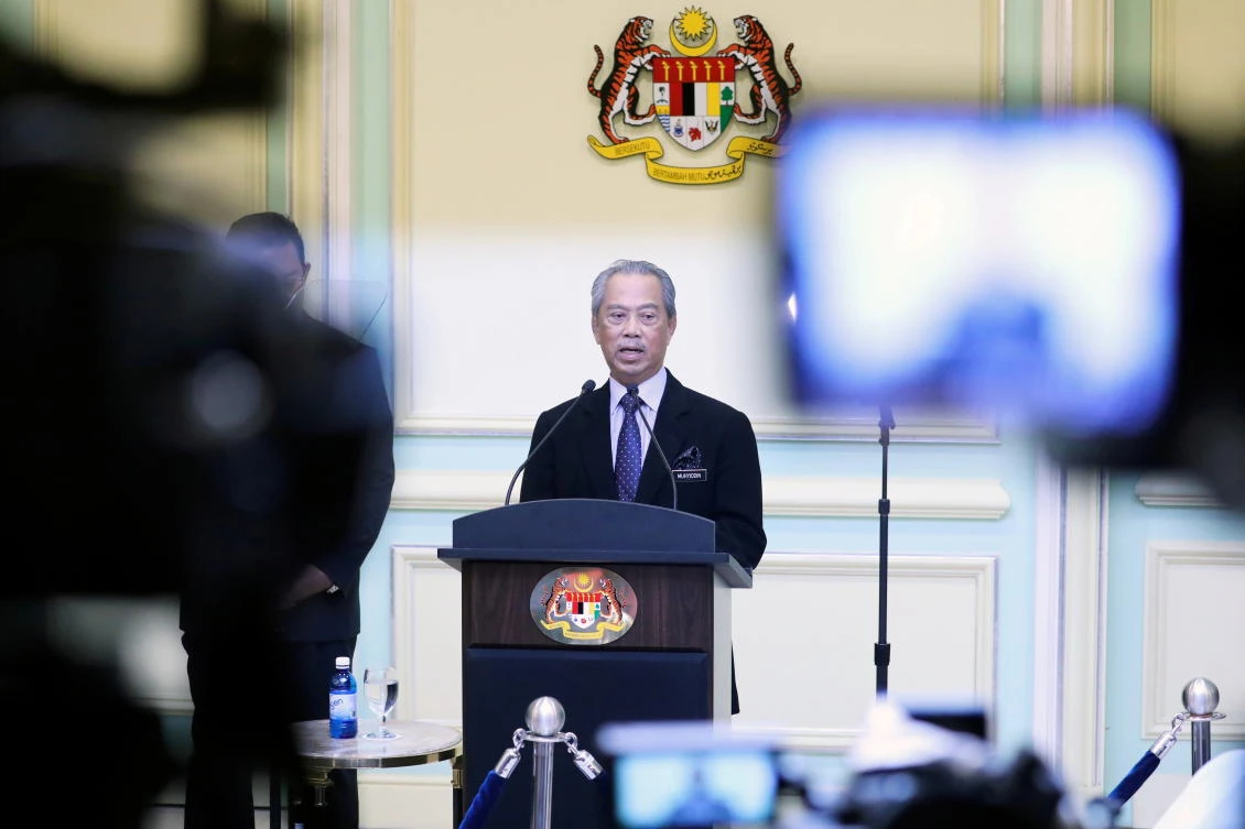 Malaysian PM Muhyiddin Yassin refuses to resign, delays vote by a month